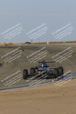 media/Oct-29-2022-CalClub SCCA (Sat) [[e05833b2e9]]/Race Group 2/Race (Outside Grapevine)/